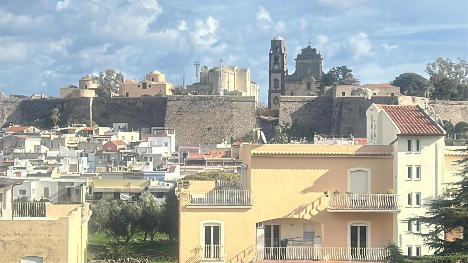 Appartamenti Il Ventaglio Lipari  Eksteriør billede